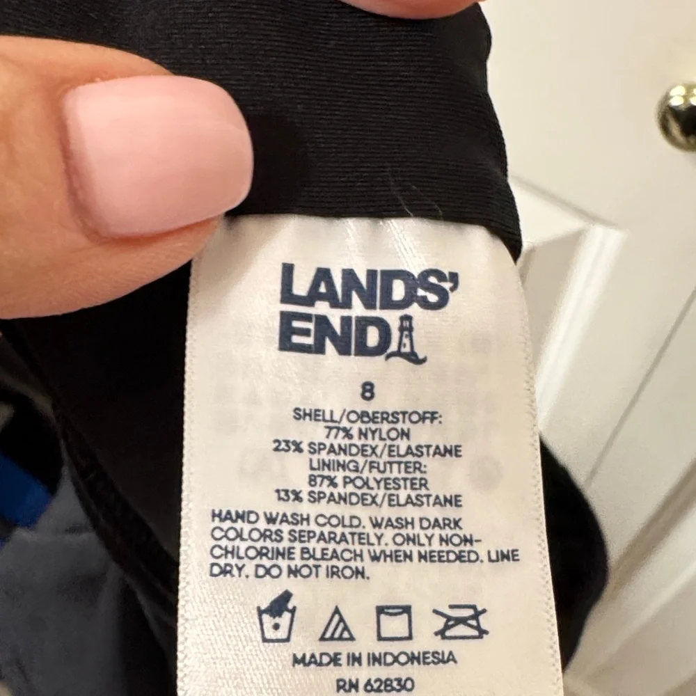 Lands End Black Swim Skirt w/ Light Tummy Control